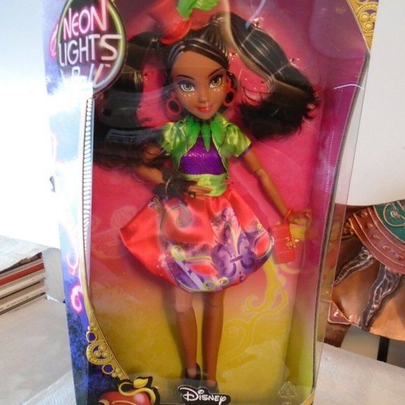 DISNEY DESCENDANTS, NEON LIGHTS BALL, FREDDIE, ISLE OF THE LOST, DOLL, BRAND NEW - Picture 1 of 3